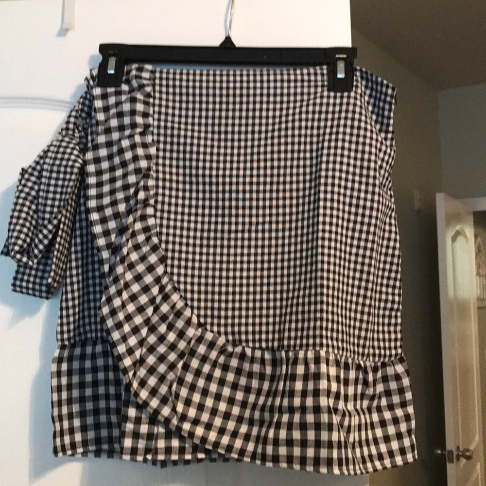 Zaful gingham black and white skirt NWT size M